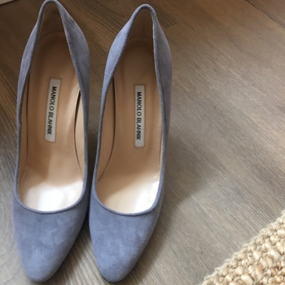 NEW Manolo Blahnik Bb suede pumps - Picture 2 of 6